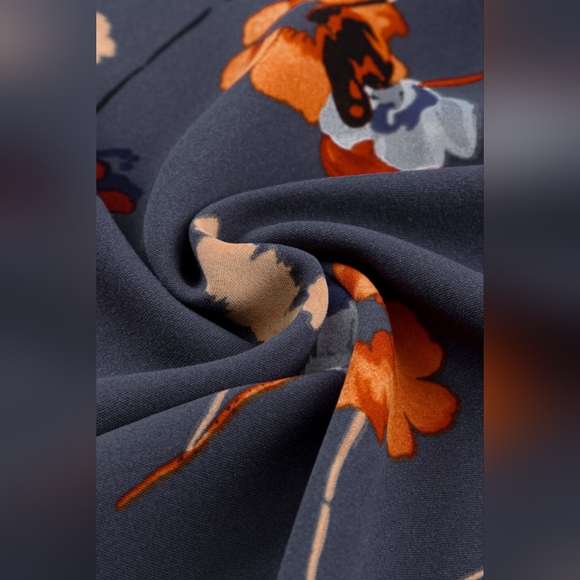 Floral Print Lace Tank Top - Picture 9 of 10